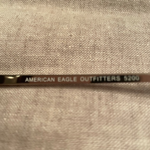 American Eagle Sunglasses - Picture 7 of 7